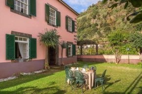 Casa da Fajã Alta - With breakfast included, by An Island Apart